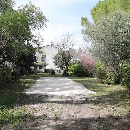 Mas De Brignon, Chambres D'Hotes, Marguerittes, Gard Exterior foto